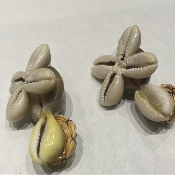 Cowrie Shell Turtles  Set of 2  Handmade - Picture 6 of 9